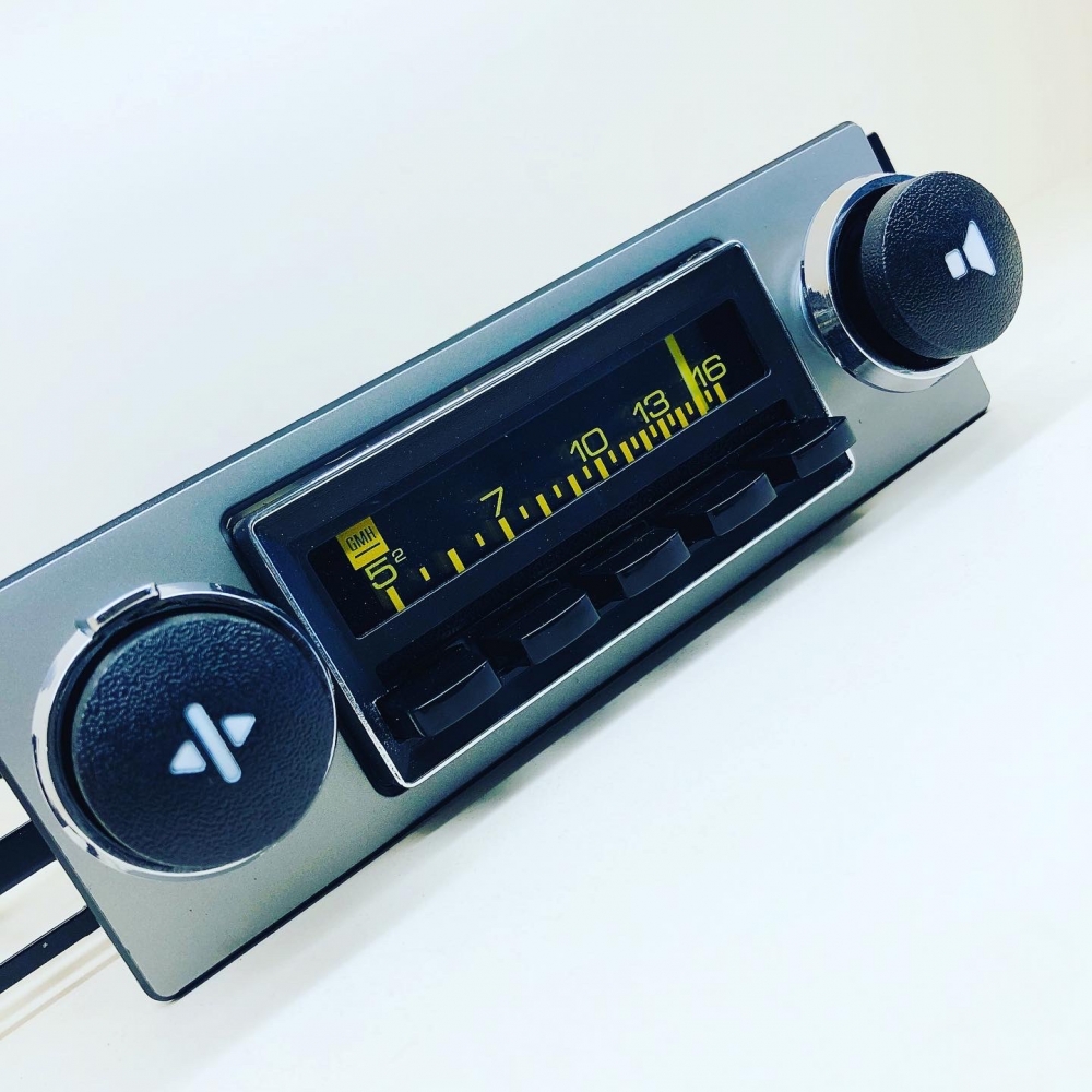 SILVER-SERIES AM/FM RADIO ASSEMBLY : LX HOLDEN TORANA SEDAN & HATCH ...