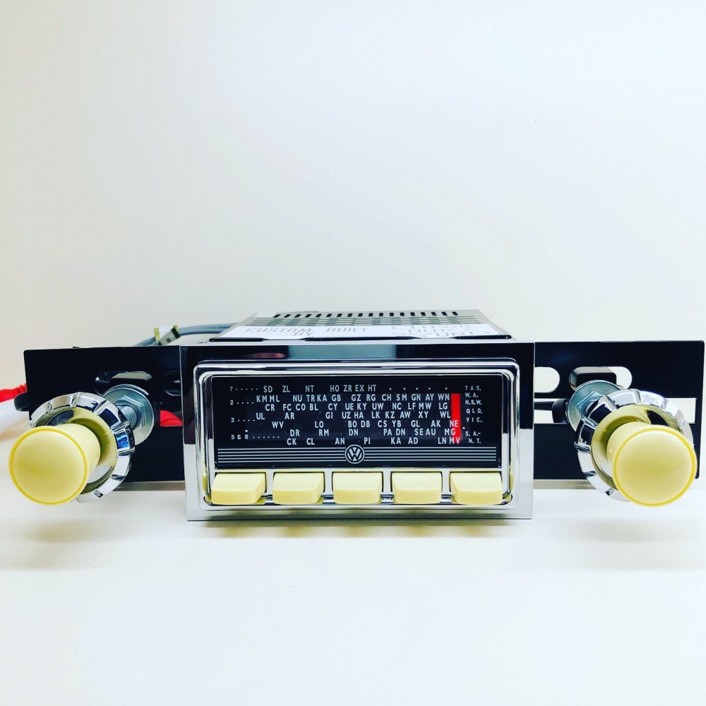 CAS DIAMOND-SERIES BLUETOOTH DAB/DAB+ RADIO CONVERSION : SPLIT WINDOW ...