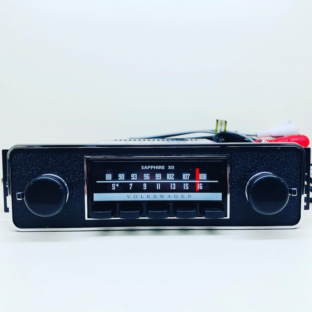 1968-79 VW Beetle Radio with Bluetooth - Also Fits Bus & Karmann Ghia -  USA740-68-85