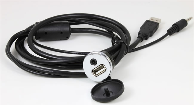 large_829_retrosound-usb-port-chrome.jpg