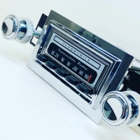 PLATINUM-SERIES BLUETOOTH AM/FM RADIO ASSEMBLY : 1961-1965 STARFIRE / 1961-1963 CUTLASS / 1961-1963 F-85 (OLDSMOBILE)