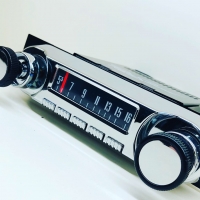 PLATINUM-SERIES BLUETOOTH AM/FM RADIO ASSEMBLY : FORD BRONCO (1968-1977)