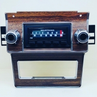 SILVER-SERIES AM/FM RADIO ASSEMBLY : 1969-1970 FORD MUSTANG (PREMIUM VERSION) - WOODGRAIN