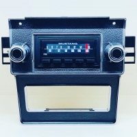 PLATINUM-SERIES BLUETOOTH AM/FM RADIO ASSEMBLY : 1969-1970 FORD MUSTANG (PREMIUM VERSION)