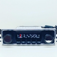 SOLD to Australia: BLAUPUNKT KÖLN X 1960s Super Rare TOP-END Vintage  Original Auto Radio With 'IVORY' Knobs for Mercedes-Benz 190 SL - INCLUDING  Classentials Deluxe BLUETOOTH Module - Classentials